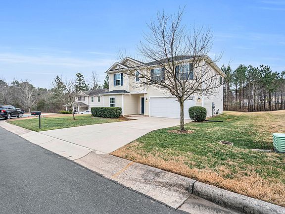 4th image of 907 Sweet Gale Dr