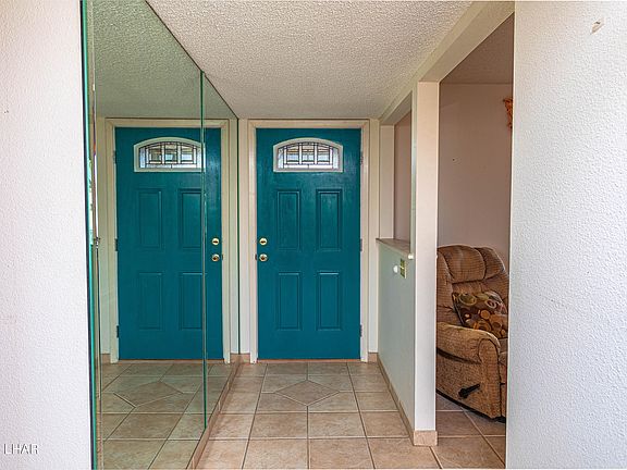 4th image of 150 Aspen Dr