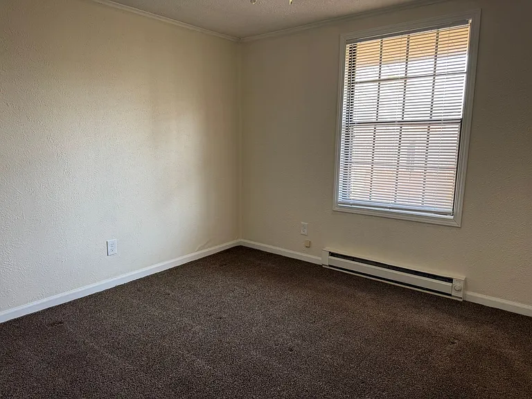 Greenleaf Apartments — Photo 24