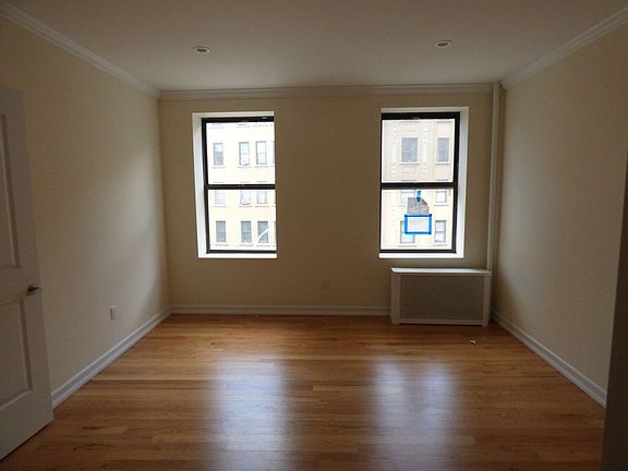 2nd image of 870 W 181st St APT 31