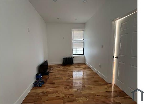 2nd image of 826 Arnow Ave #2RTHE