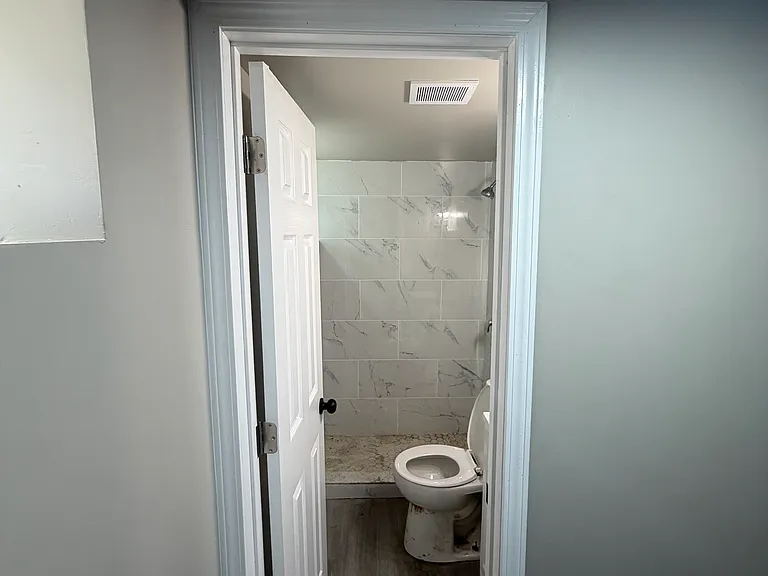 1451 W 17th Ave #2 — Photo 13