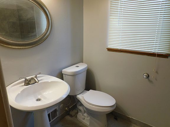 5th image of 2195 171st St