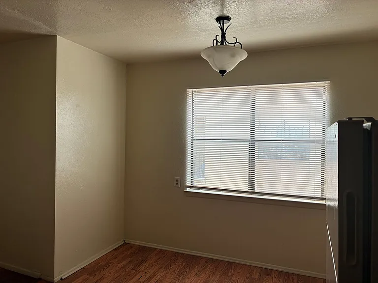 538 Ortiz Dr SE — Photo 5
