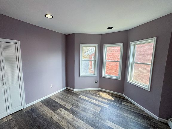 2nd image of 354 N Main St APT 2