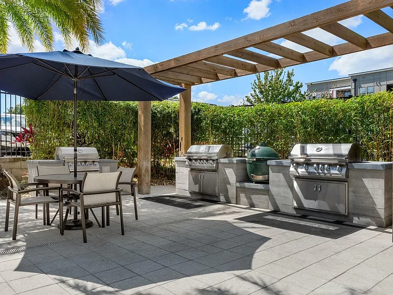 The Blake - Grilling Area