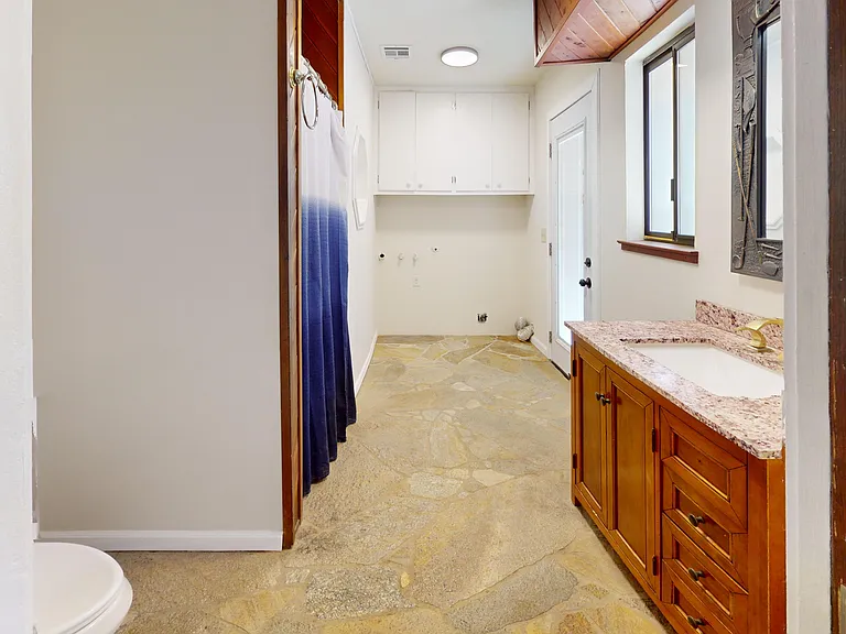 6444 Gregory Ln — Photo 14