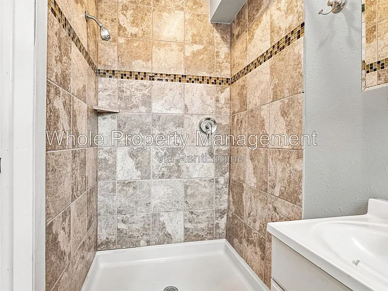 2044 N Ogden St — Photo 18