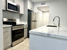 15770 SW 106th Ter