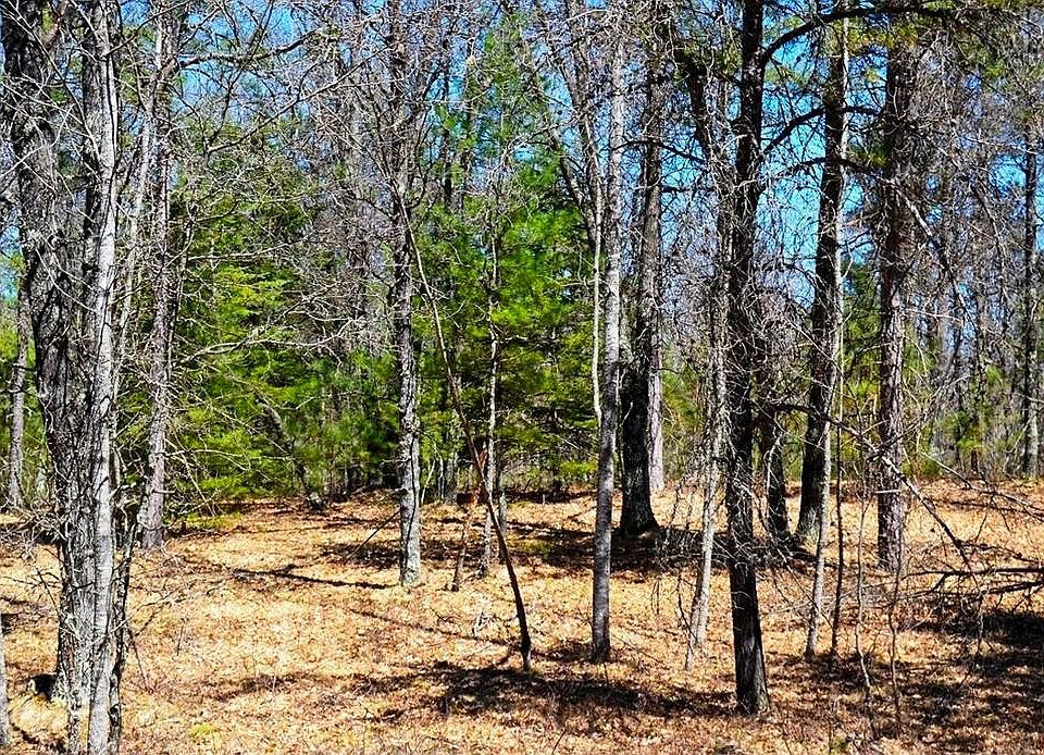 1st image of 2 Lodge Lake Rd