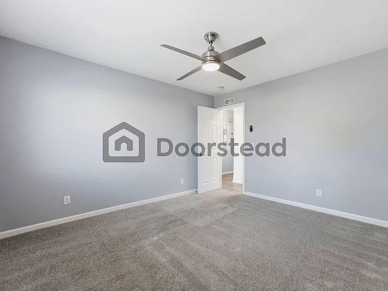 2555 Flosden Rd #122 — Photo 42