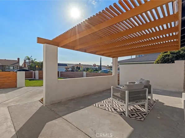 5361 La Luna Dr, La Palma, CA 90623