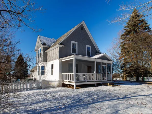 63 Adams School Road, Grand Isle, VT 05458