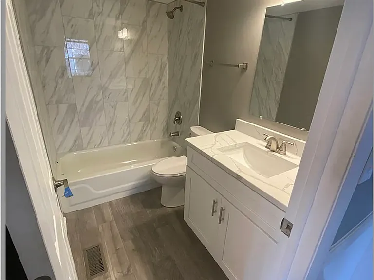 2111 Camden Ln #2111 — Photo 14