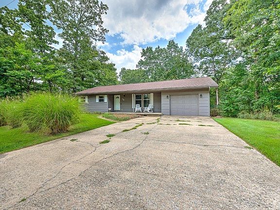 2nd image of 12 Cawston Dr