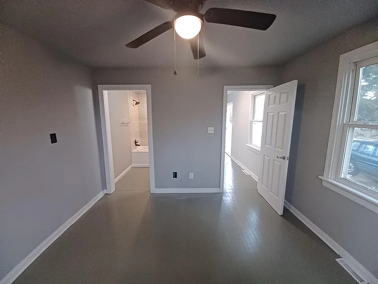 4718 Lindlaw Ave — Photo 17