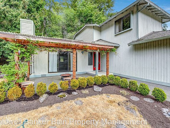 3rd image of 13248 SE 54th Pl