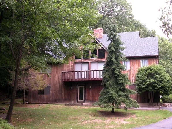 128 Sleepy Hollow Road, Ridgefield, CT 06877