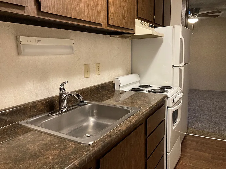 Ketwood Apartments — Photo 11