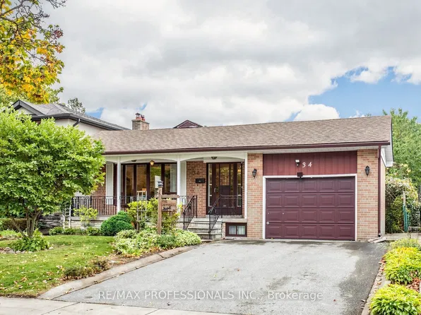 34 Crestridge Heights Rd, Toronto, ON M9P 1A4