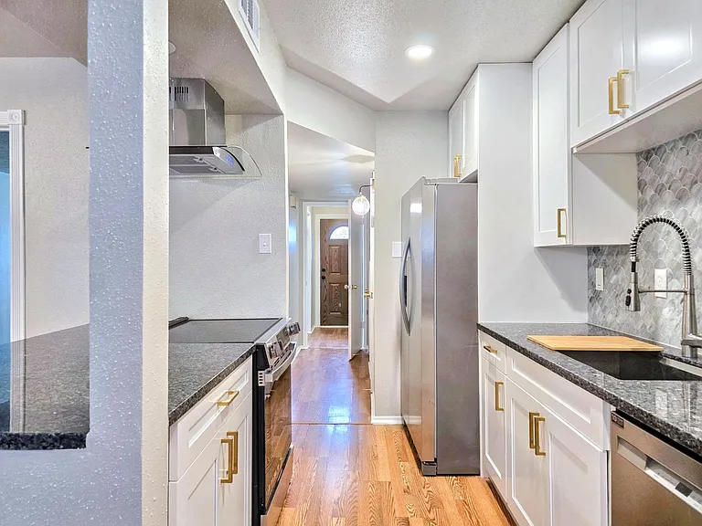 9303 Hammerly Blvd #103 — Photo 8