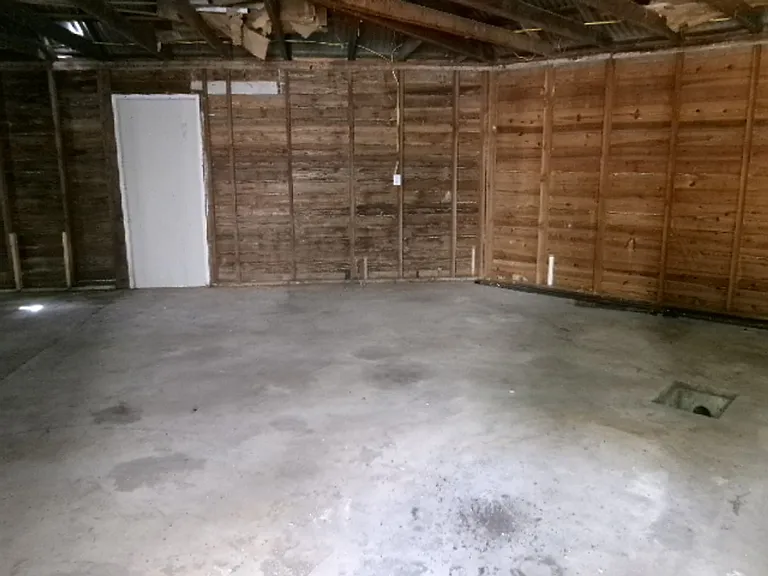 1408 W Main St — Photo 27