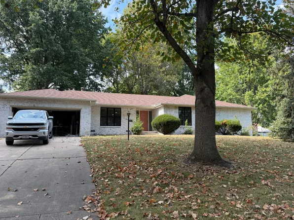 2717 S Melrose Avenue, Springfield, MO 65804