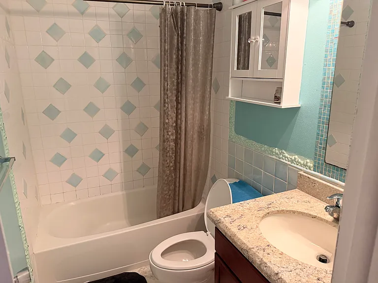 6082 Wauconda Way E — Photo 20