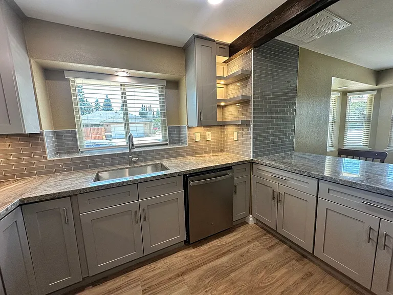 2322 E Vassar Dr — Photo 3