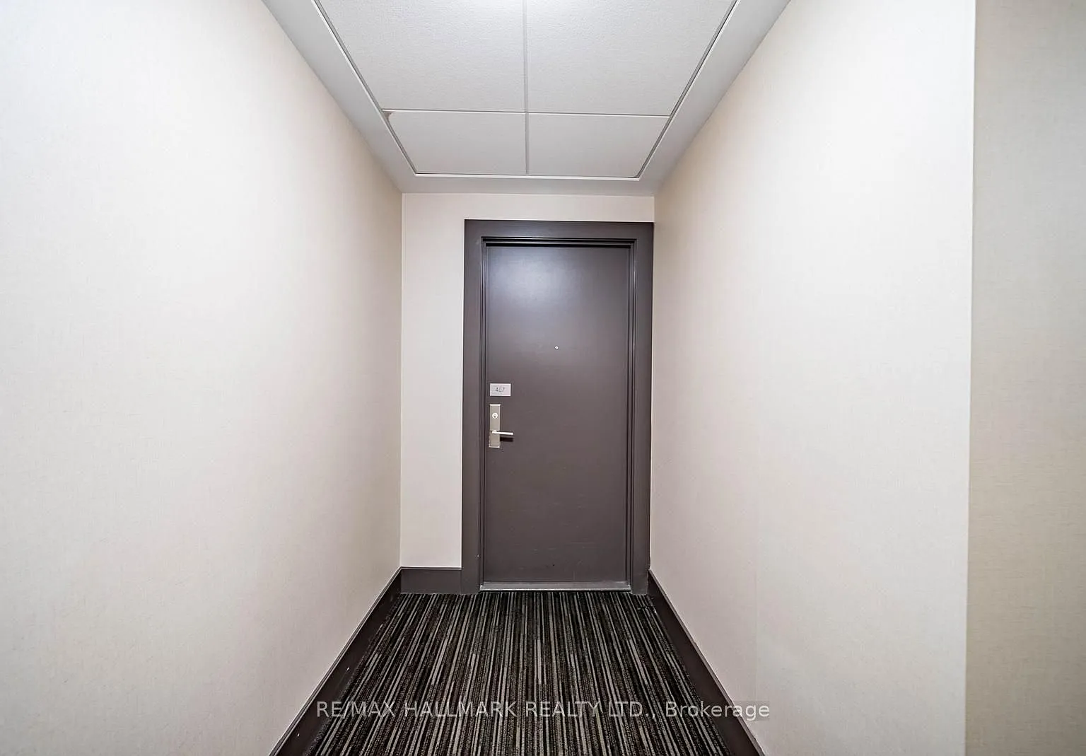 2 bed, $2,788 — Photo 4