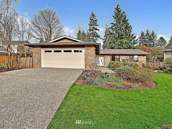 2nd image of 5116 107th Ave NE