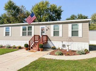 557 Danlee Dr, Portage, IN 46368