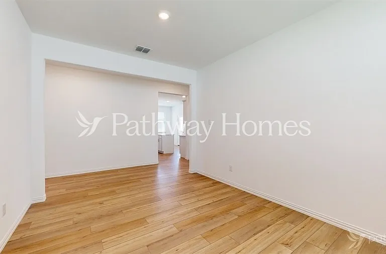 929 Rusty Spur Ln — Photo 9