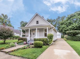 1020 Logan Ave, Elgin, IL 60120