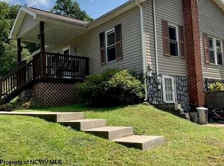 775 Elk Creek Rd, Philippi, WV 26416