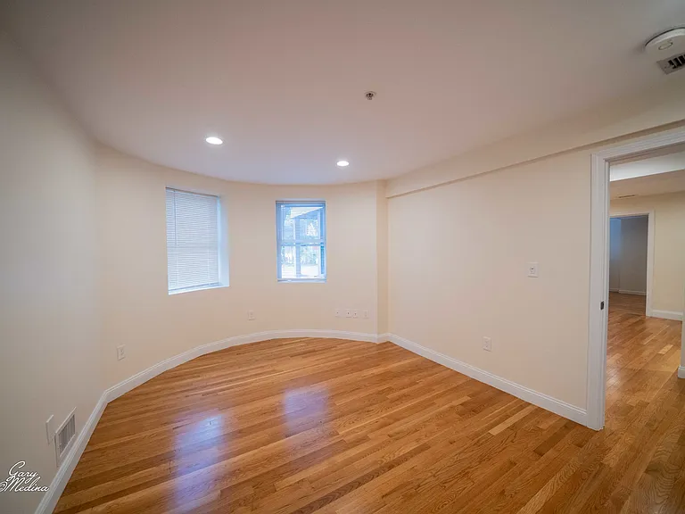 1801 Beacon St #2 — Photo 39