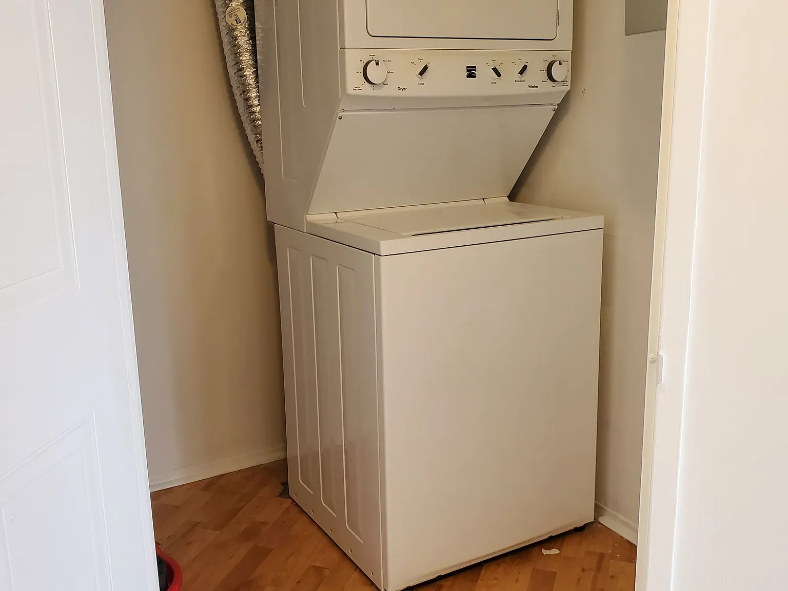 2 bed, $2,850 — Photo 4