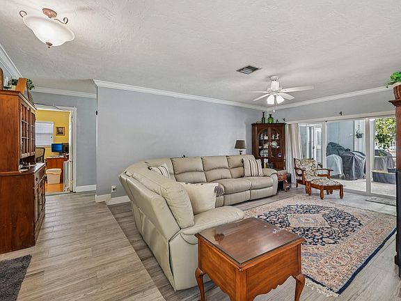 5th image of 11756 SW 53rd Place