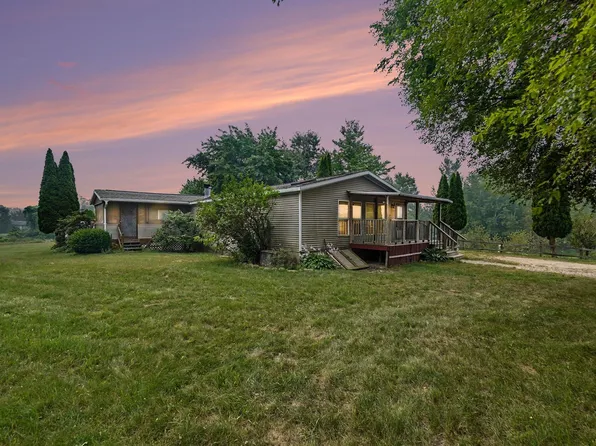 79 N 192nd Ave, Hesperia, MI 49421