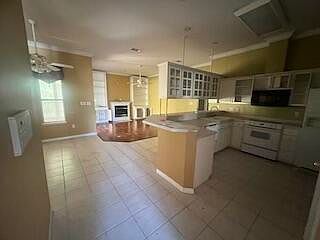 3rd image of 504 Fallin Waters Dr
