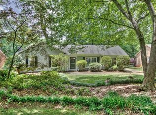 7130 Valley Haven Dr, Charlotte, NC 28211