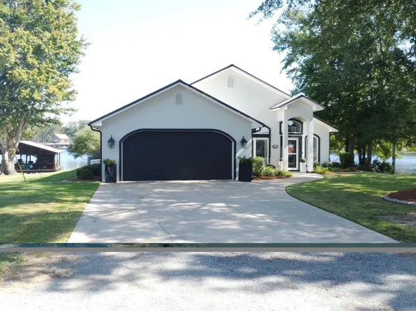 252 Spruce Dr, Chatham, LA 71226