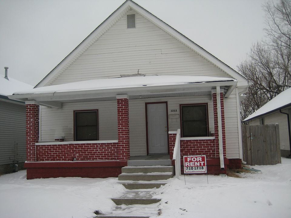 1st image of 1213 N Sheffield Ave