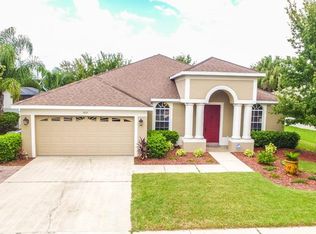 9055 Pinebreeze Dr, Riverview, FL 33578