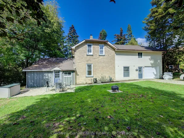 3 Page St, Wellington North, ON N0G 2L3