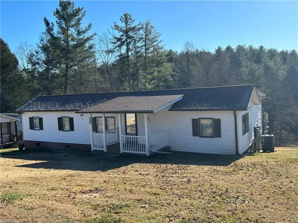 288 Sandy Flats Rd, North Wilkesboro, NC 28659