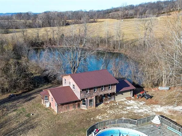 2998 Gresham Hollow Rd, Hamburg, IL 62045