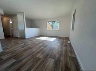 1517 Elkhorn Dr, Cheyenne, WY 82007
