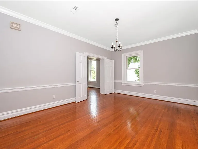 457 N Potomac St — Photo 6