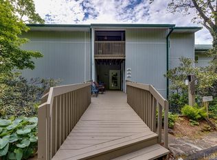 106 Vz Top Rd #106, Highlands, NC 28741